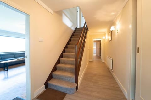 Dingle Bay Nest House in County Kerry