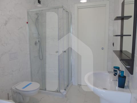 Shower, Toilet, Bathroom, bidet