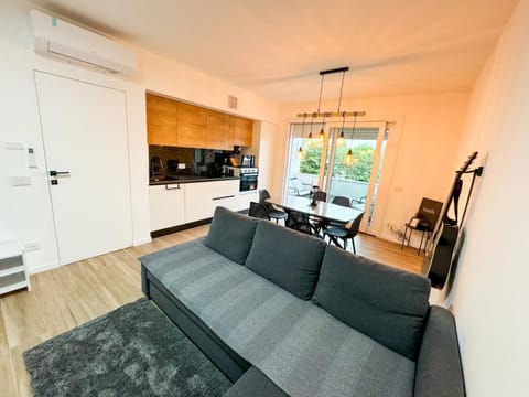 Sacali's House Darsena Apartment in Porto Santa Margherita