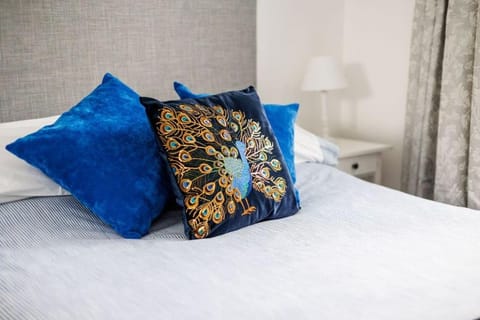 Beautiful house in Poole with parking, all ground floor level House in Poole