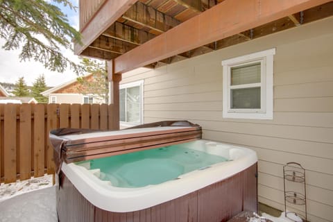 Cedar Creek Condo Free Shuttle to Big Sky Resort! Apartment in Big Sky