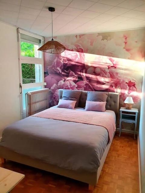 Les Pivoines Apartment in Jura