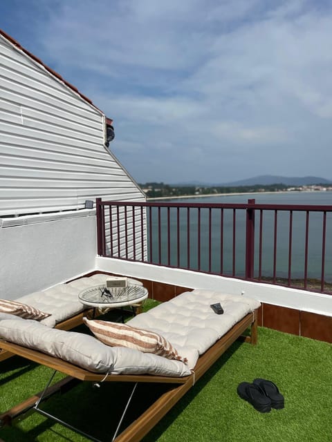 Day, Natural landscape, View (from property/room), Balcony/Terrace, Sea view, sunbed
