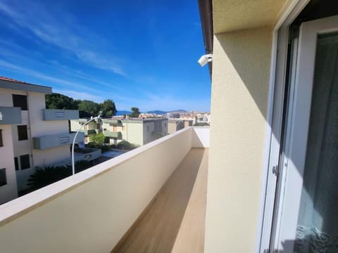 Natural landscape, Balcony/Terrace, Living room