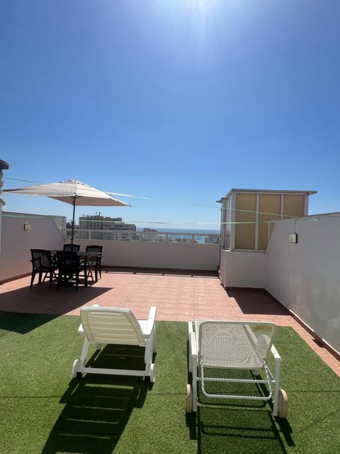 BBQ facilities, Solarium, Balcony/Terrace, Sea view