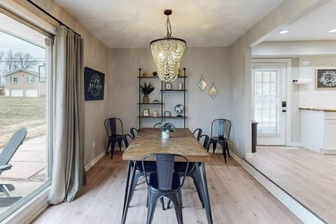 Game Day Getaway-Play Relax Make Memories House in Canton