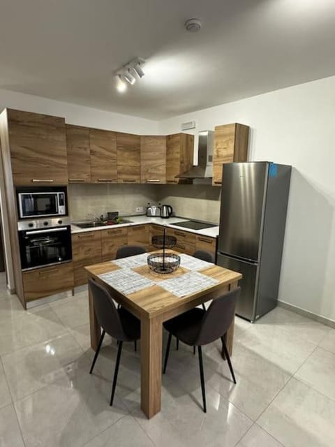Antares 2 Bedroom Apartment in Gzira Apartment in Sliema