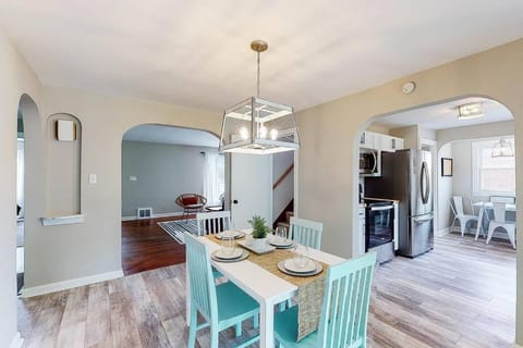 Football Hall of Fame Hideaway-Cozy and Convenient House in Canton