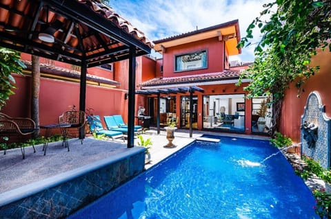 Property building, Swimming pool