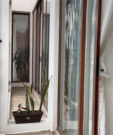 Property building, Balcony/Terrace