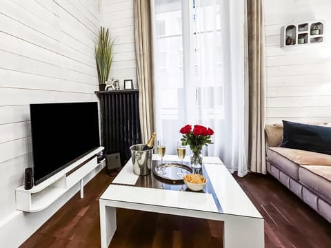 Glamour & jacuzzi privé Chambéry Apartment in Chambery