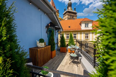 Balcony/Terrace, Seating area, Dining area, City view