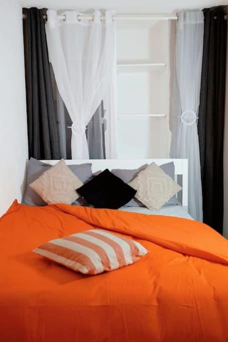 La Détente Porte de Paris Stade de France Apartment in Saint-Denis, France