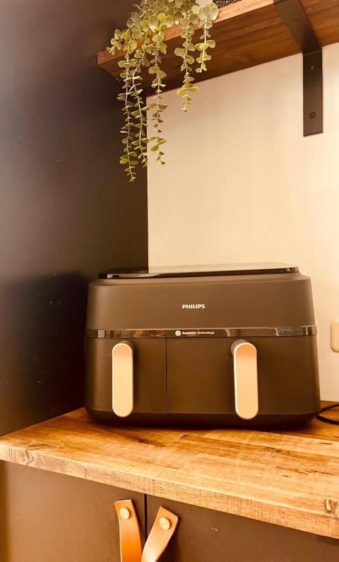 Tamar Valley Treetop Retreat with River Views Apartment in Grindelwald