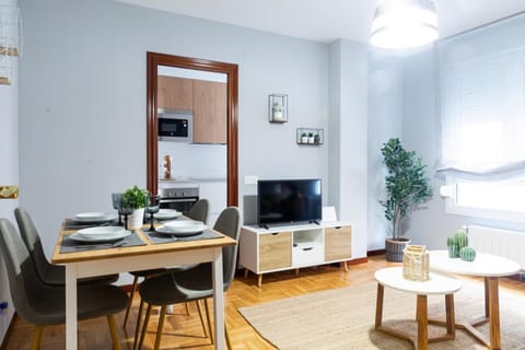 TV and multimedia, Living room, Dining area