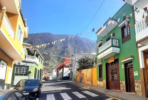 Neighbourhood