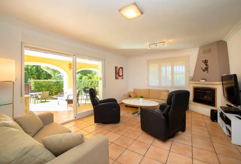 Property building, Living room