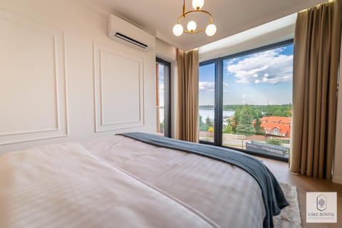 Bed, Bedroom, air conditioner