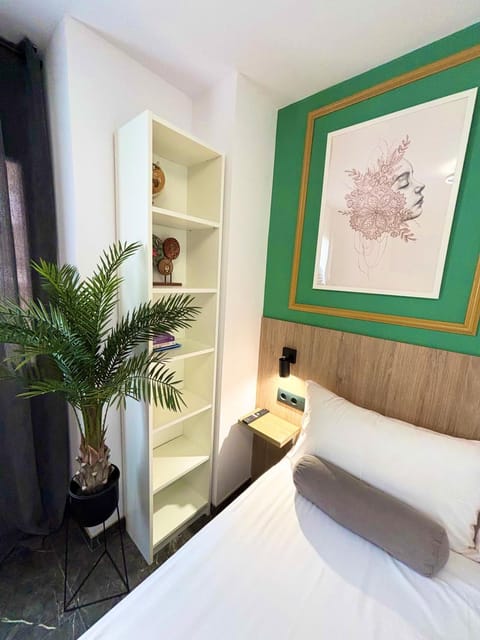 Bed, Decorative detail, Bedroom