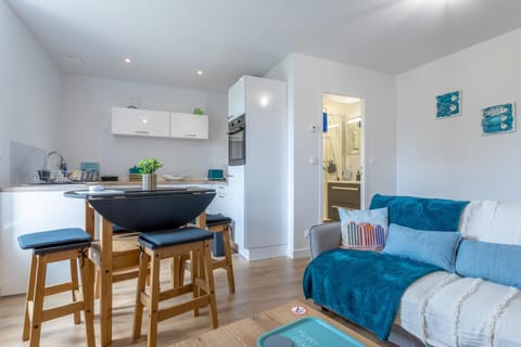 Lumineux appartement 50m de la mer Apartment in Fouesnant