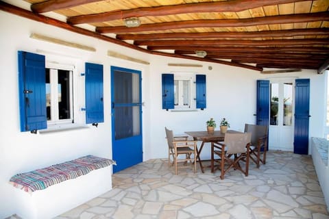 Patio, View (from property/room), Balcony/Terrace, Seating area, Garden view, Sea view, Quiet street view