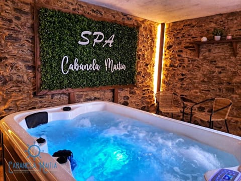 Hot Tub, Spa and wellness centre/facilities