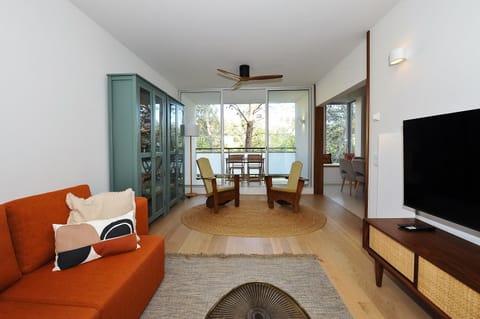 Communal lounge/ TV room, TV and multimedia, Balcony/Terrace, Living room, Seating area