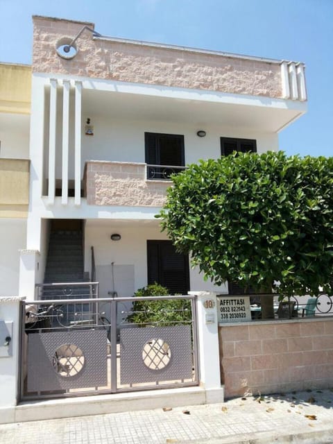 Property building, Balcony/Terrace