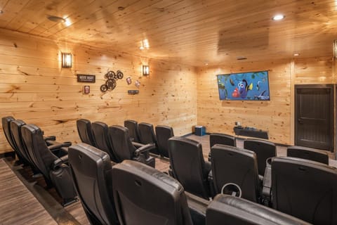 Greystone Pointe Lodge by Stony Brook Cabins Cabin in Greystone Heights