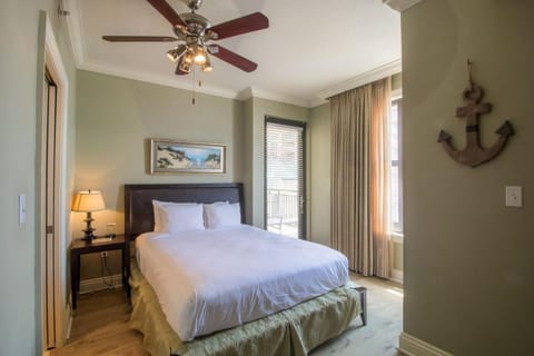 Emerald Grande Two Bedroom Condo House in Okaloosa Island