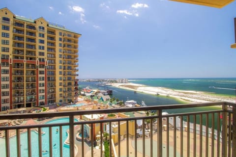 Emerald Grande Two Bedroom Condo House in Okaloosa Island