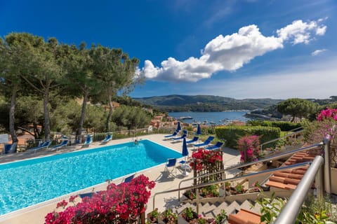 Natural landscape, Pool view, Swimming pool, sunbed
