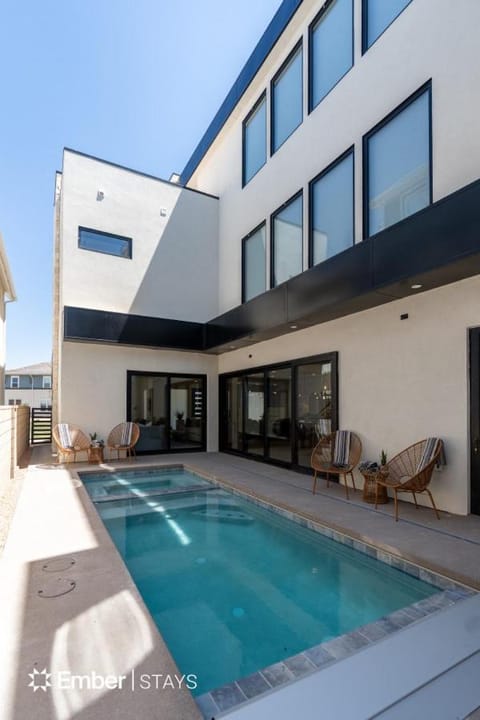 Desert Rey at Desert Color (by Ember Stays) House in St George