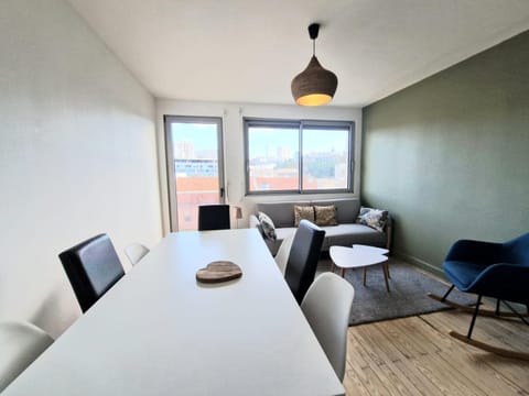 Georges #Parking#Balcon Apartment in Clermont-Ferrand