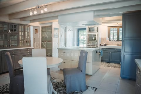 Mas de l'air Villa in Provence-Alpes-Côte d'Azur