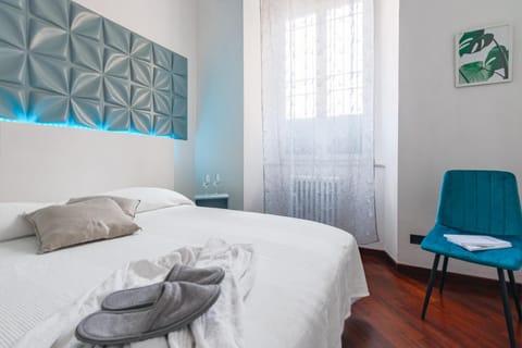 Bed, Bedroom, locker, wardrobe