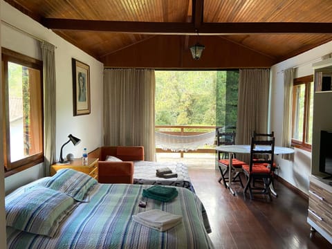 Photo of the whole room, Seating area, Bedroom