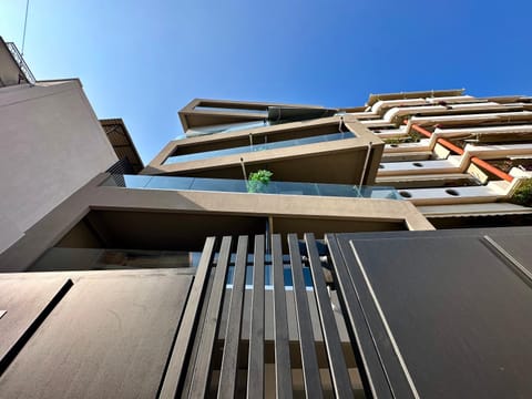 Property building, Day, View (from property/room), Balcony/Terrace