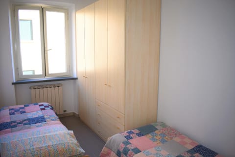 Bedroom, wardrobe