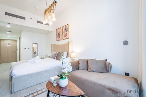 Bed, Living room, Seating area, Bedroom
