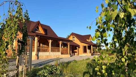 Property building, Spring, Day, Garden, Garden view