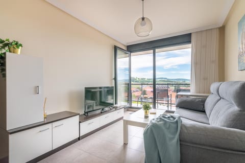 TV and multimedia, View (from property/room), Balcony/Terrace, Living room