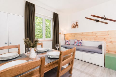 Bed, Living room, Photo of the whole room, Seating area, Bedroom