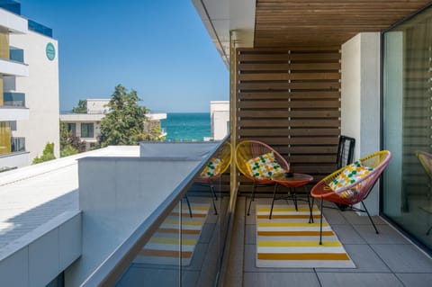 Day, View (from property/room), Balcony/Terrace, Seating area