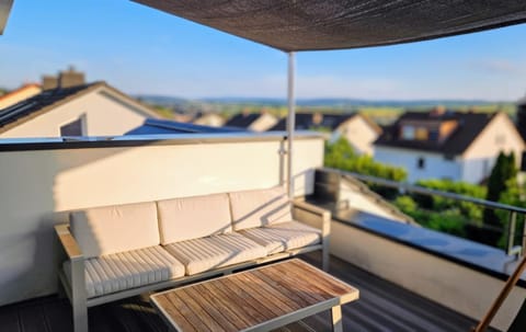 Natural landscape, View (from property/room), Balcony/Terrace