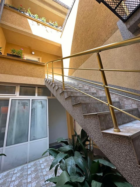 Vila Misljenovic, u centru Sokobanje, na pesackoj zoni Apartment hotel in Serbia