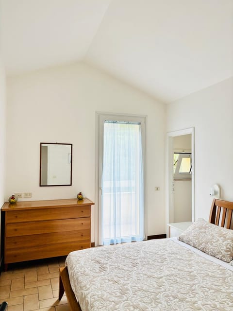 ATTICO VISTA MARE con 2 camere da letto -Residence azzurro-G Apartment in Gabicce Mare