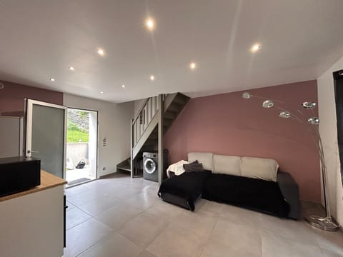 Magnifique appartement avec jardin et terrasse Apartment in Givors