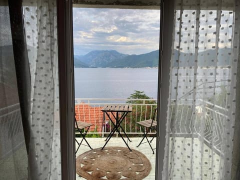 Balcony/Terrace, Mountain view, Sea view