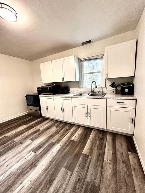 Cozy Muncie Home Near Downtown House in Muncie